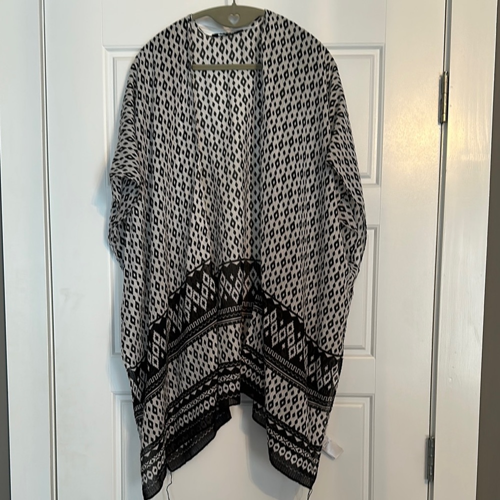 Lucky Brand Black and White Swim Coverup